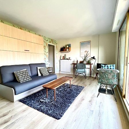 Beau Studio Terrasse Vue Jardin - A 2 Pas De La Mer دوفييل المظهر الخارجي الصورة