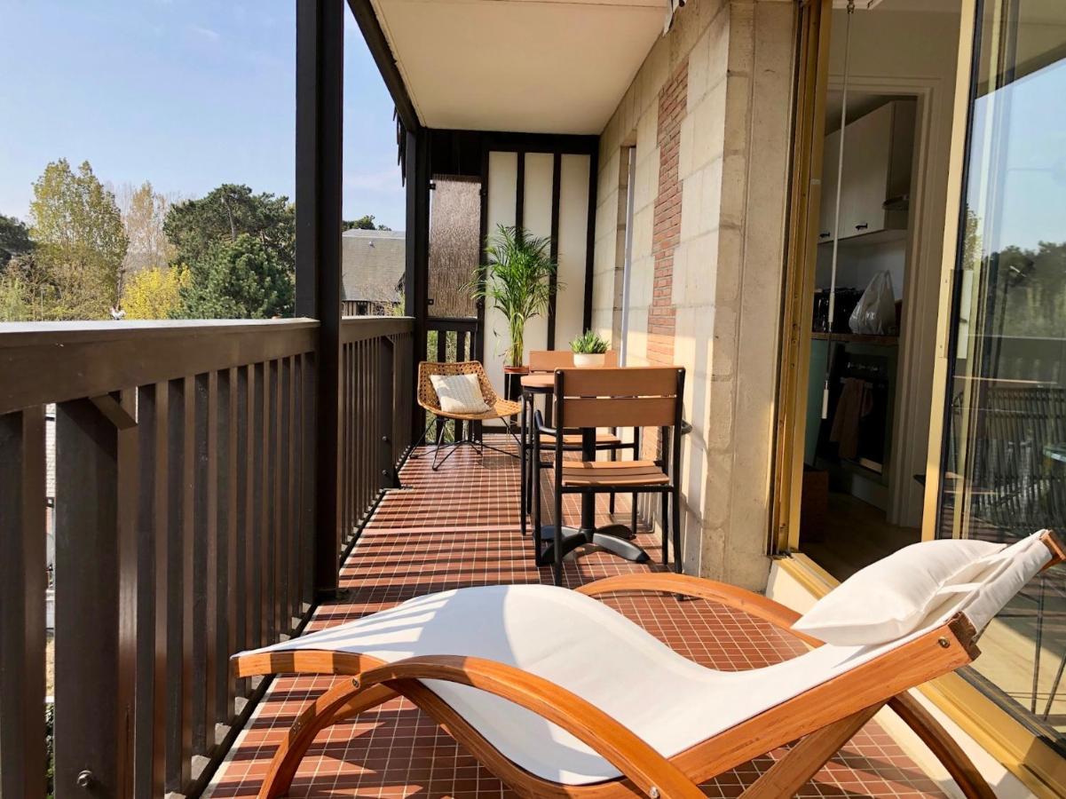 Beau Studio Terrasse Vue Jardin - A 2 Pas De La Mer دوفييل المظهر الخارجي الصورة
