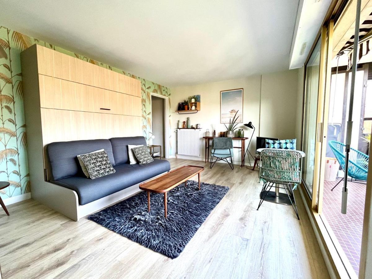 Beau Studio Terrasse Vue Jardin - A 2 Pas De La Mer دوفييل المظهر الخارجي الصورة