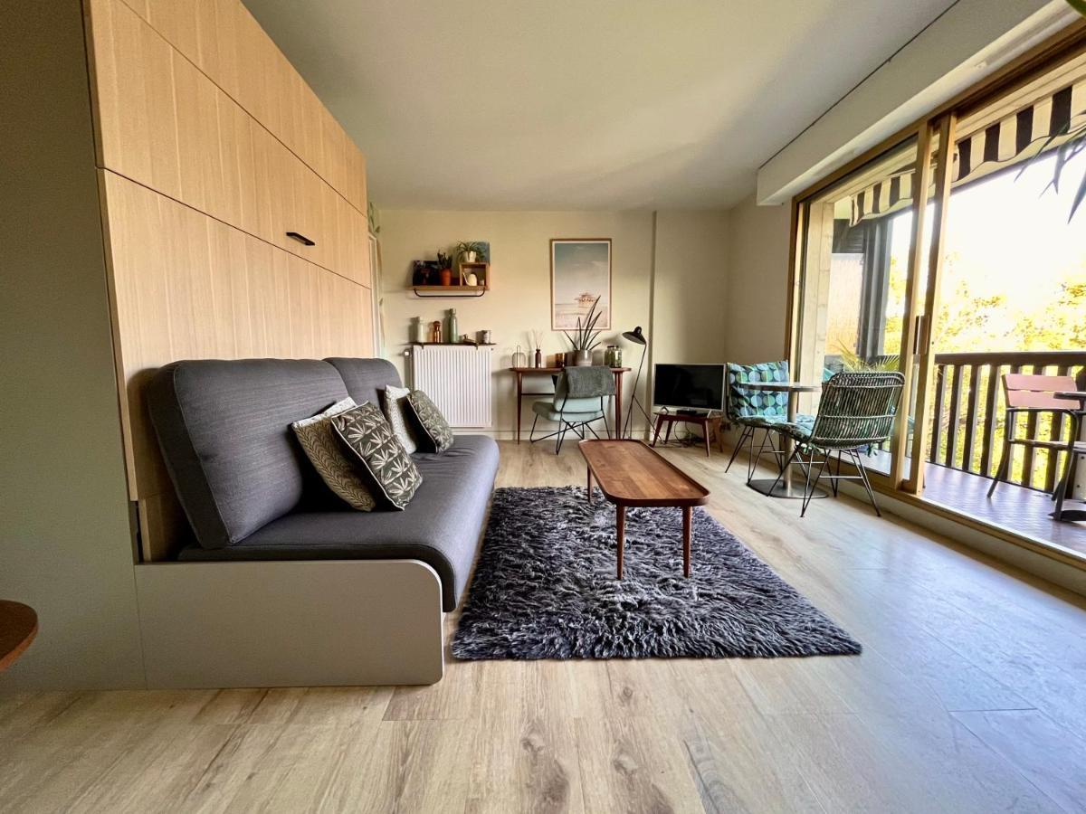 Beau Studio Terrasse Vue Jardin - A 2 Pas De La Mer دوفييل المظهر الخارجي الصورة